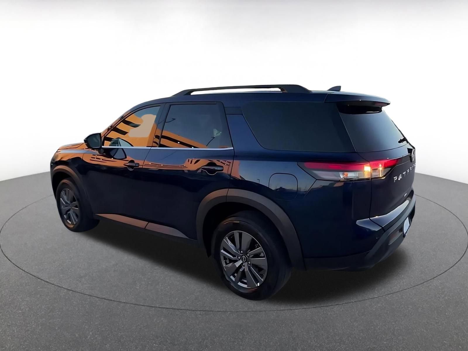 Thumbnail: 2025 Nissan Pathfinder - 10