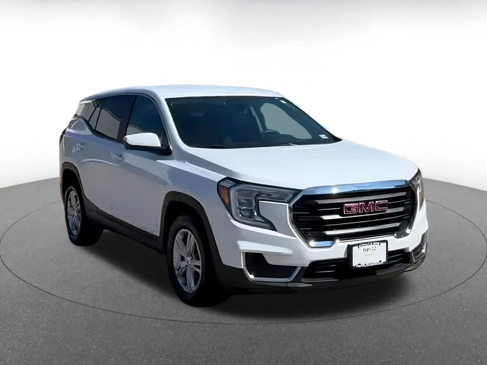 Thumbnail: 2024 GMC Terrain - 3