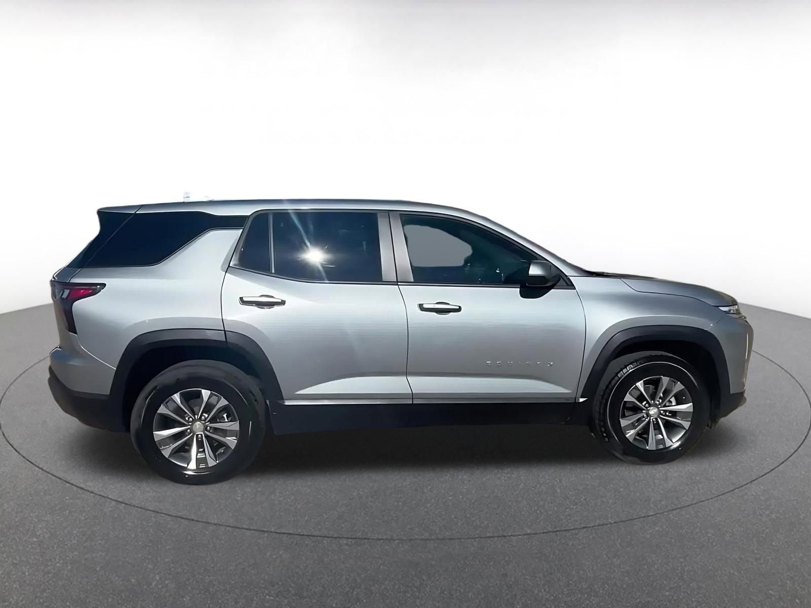 Thumbnail: 2025 Chevrolet Equinox - 16