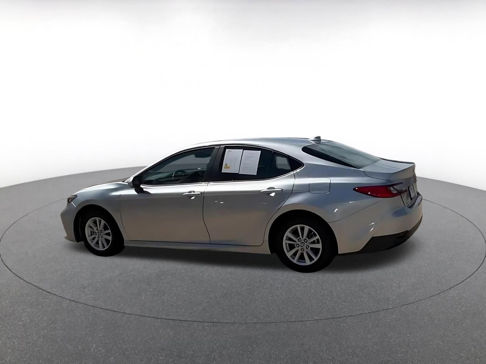 Thumbnail: 2025 Toyota Camry - 10