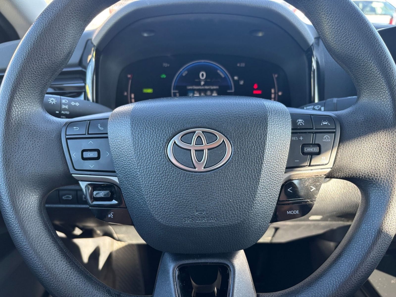 Thumbnail: 2025 Toyota Camry - 27