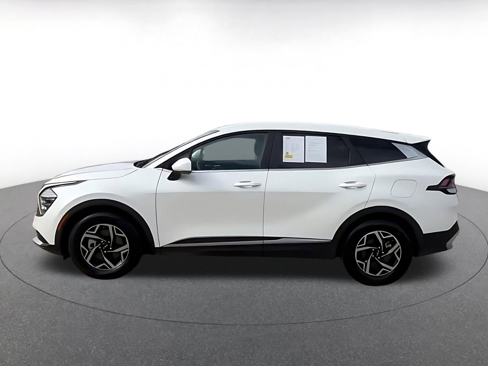 Thumbnail: 2025 Kia Sportage - 9