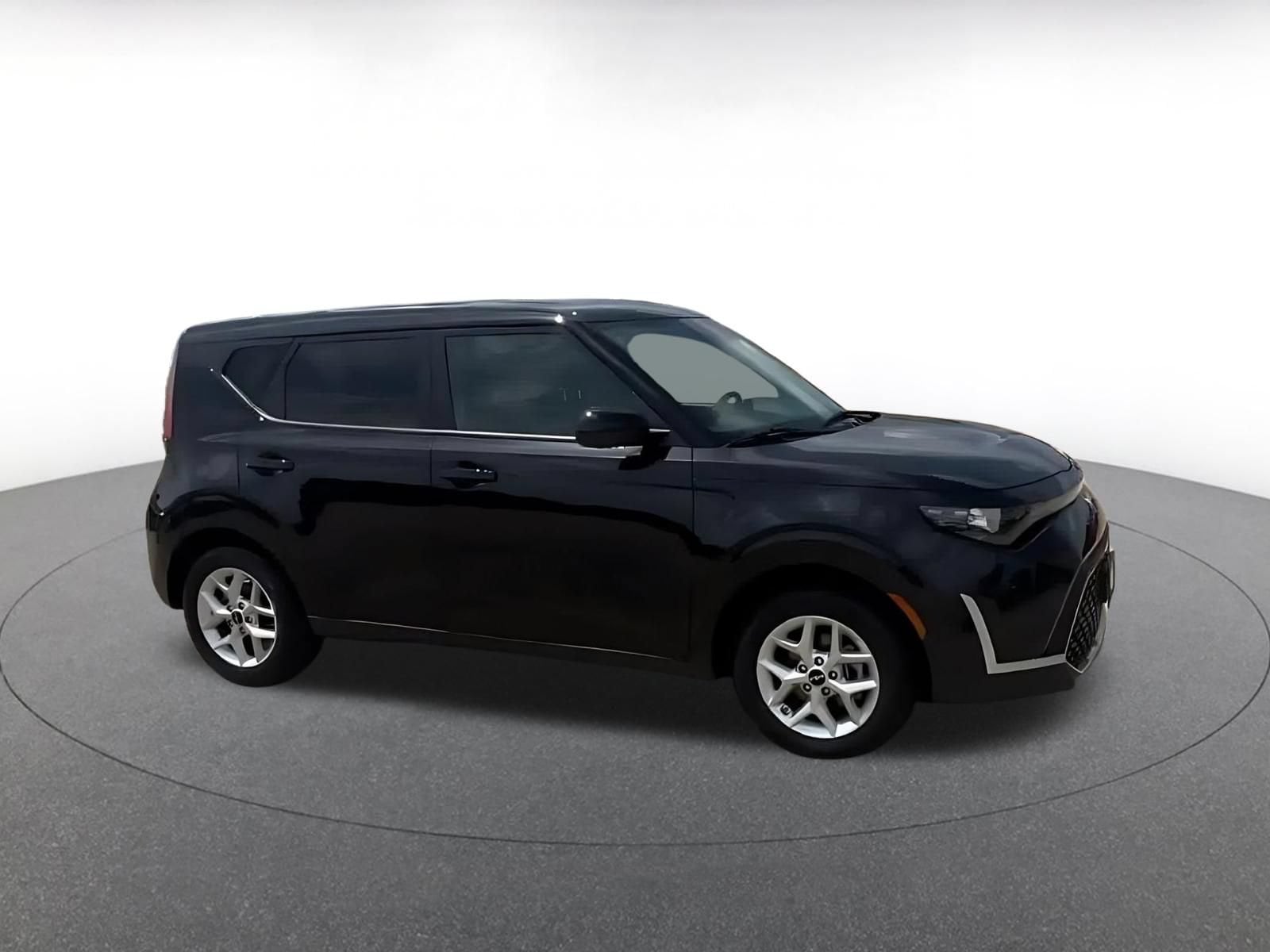 Thumbnail: 2025 Kia Soul - 2