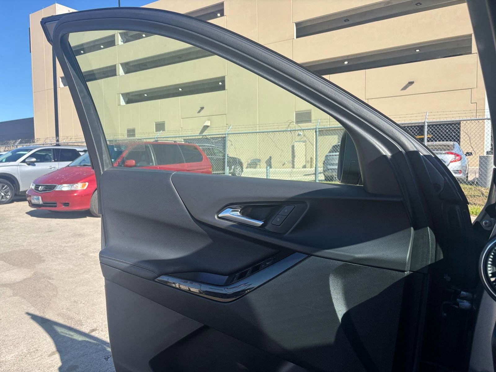 Thumbnail: 2025 Chevrolet Equinox - 18