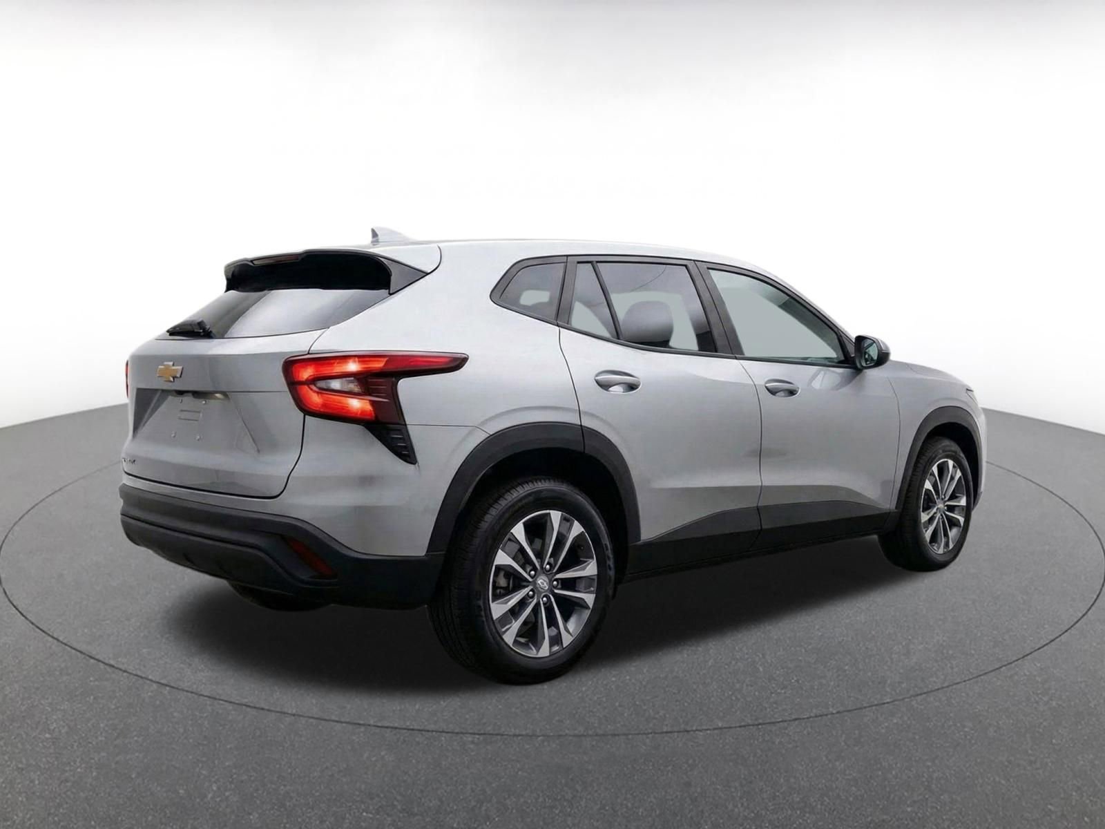 Thumbnail: 2025 Chevrolet Equinox - 9