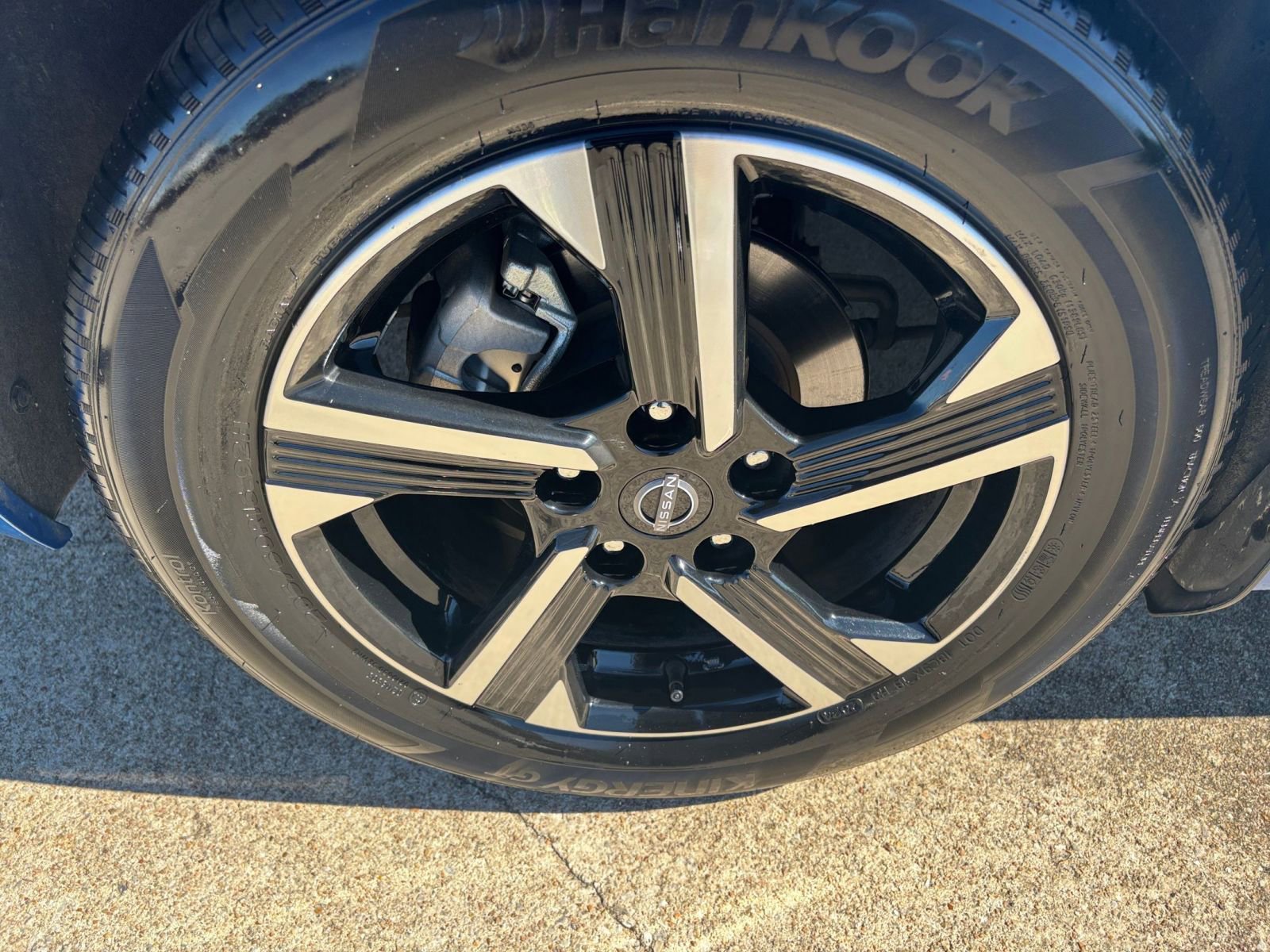 Thumbnail: 2025 Nissan Sentra - 28