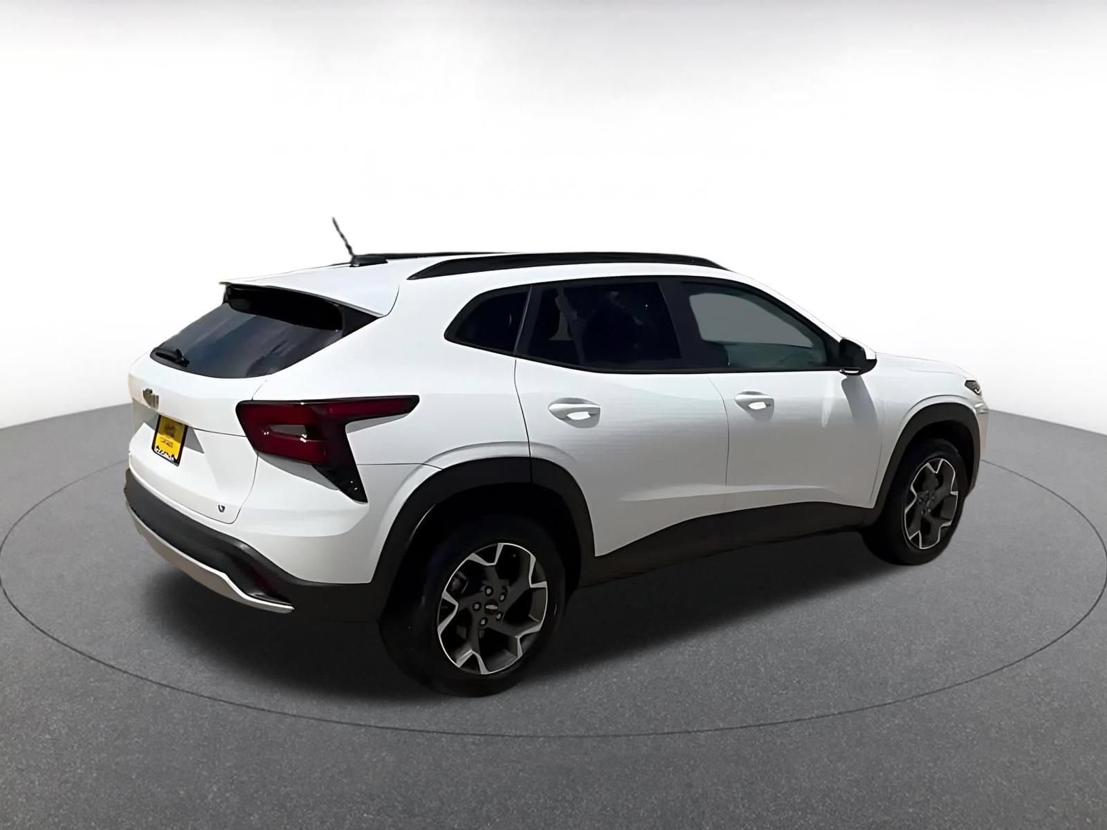 Thumbnail: 2025 Chevrolet Trax - 14