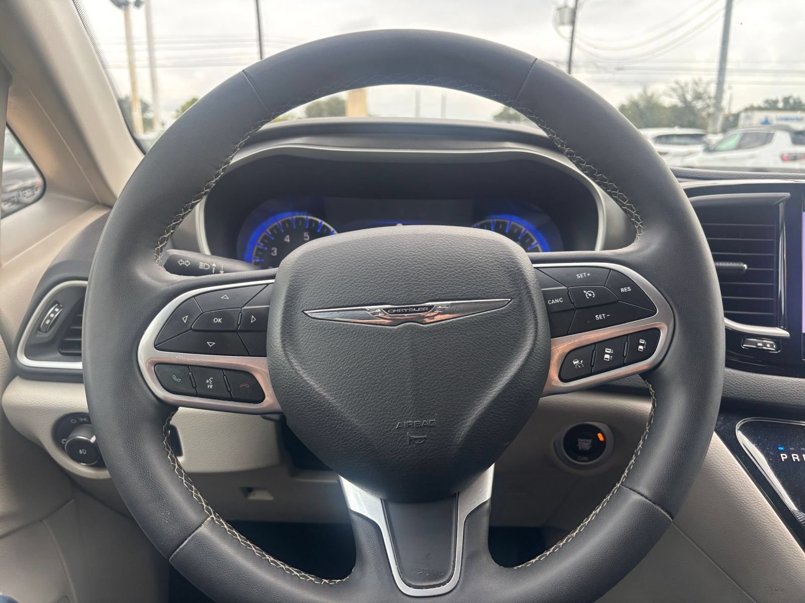 Thumbnail: 2024 Chrysler Pacifica - 29