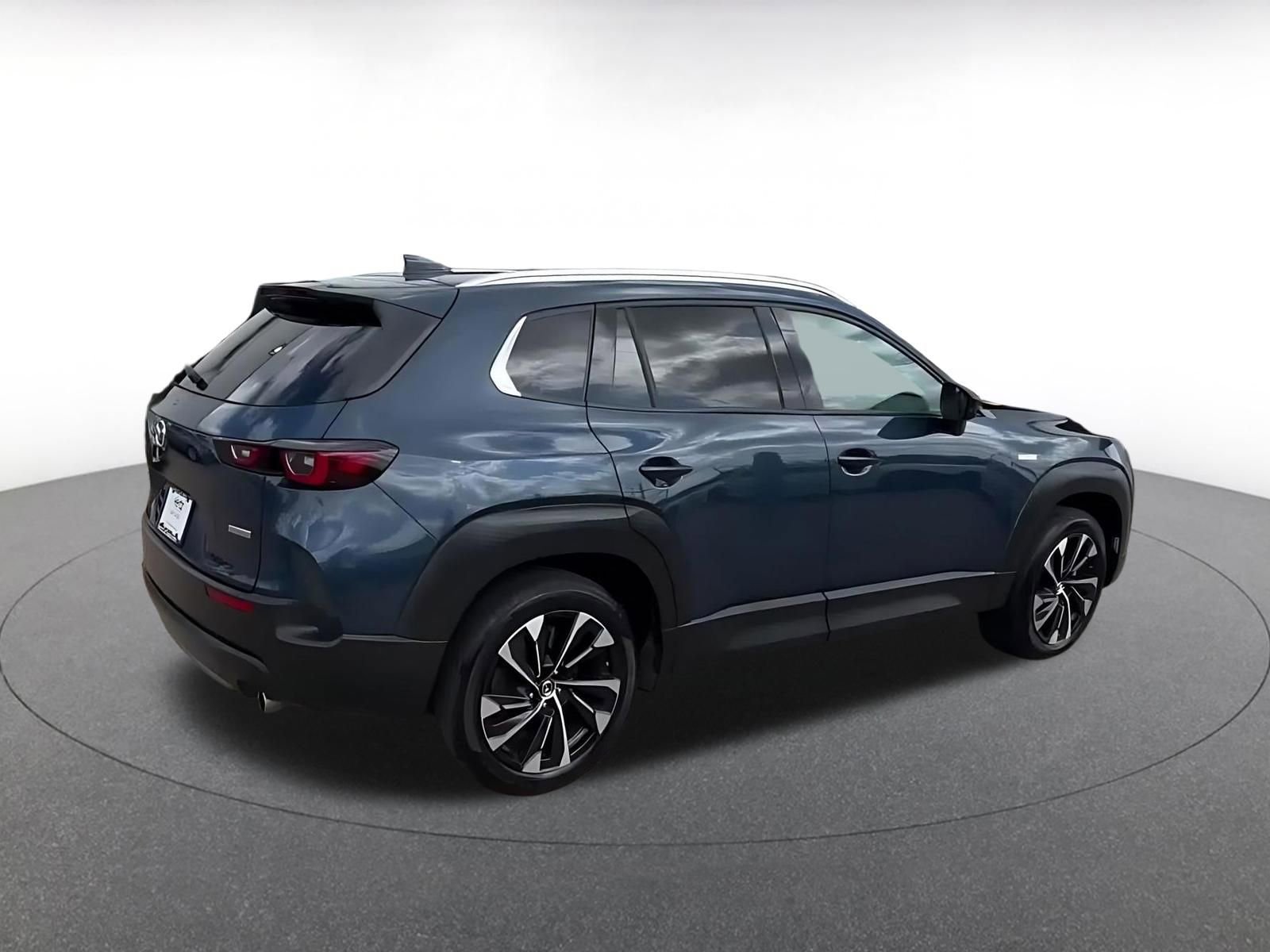 Thumbnail: 2025 Mazda CX-50 - 15