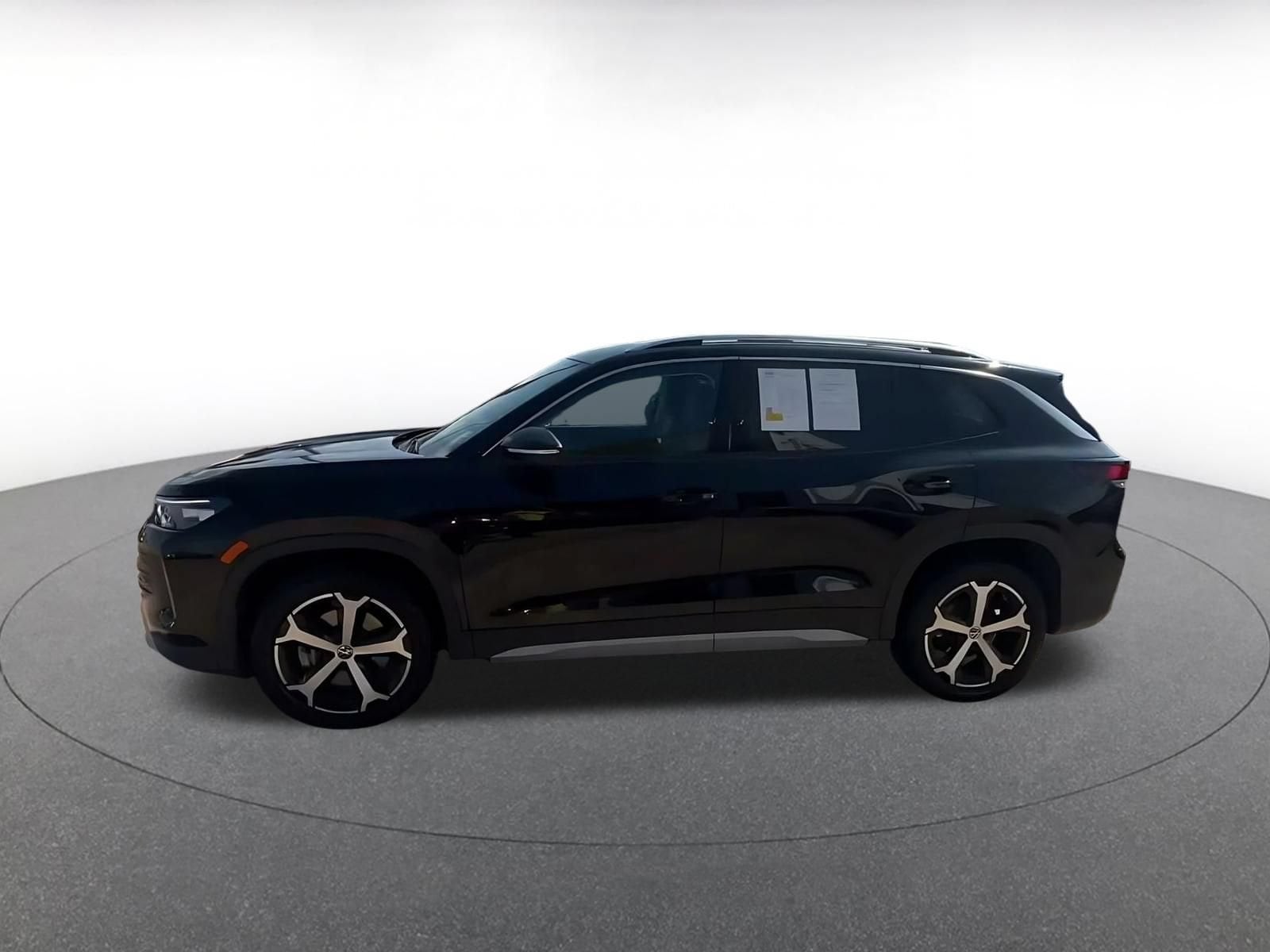 Thumbnail: 2026 Volkswagen Tiguan - 8