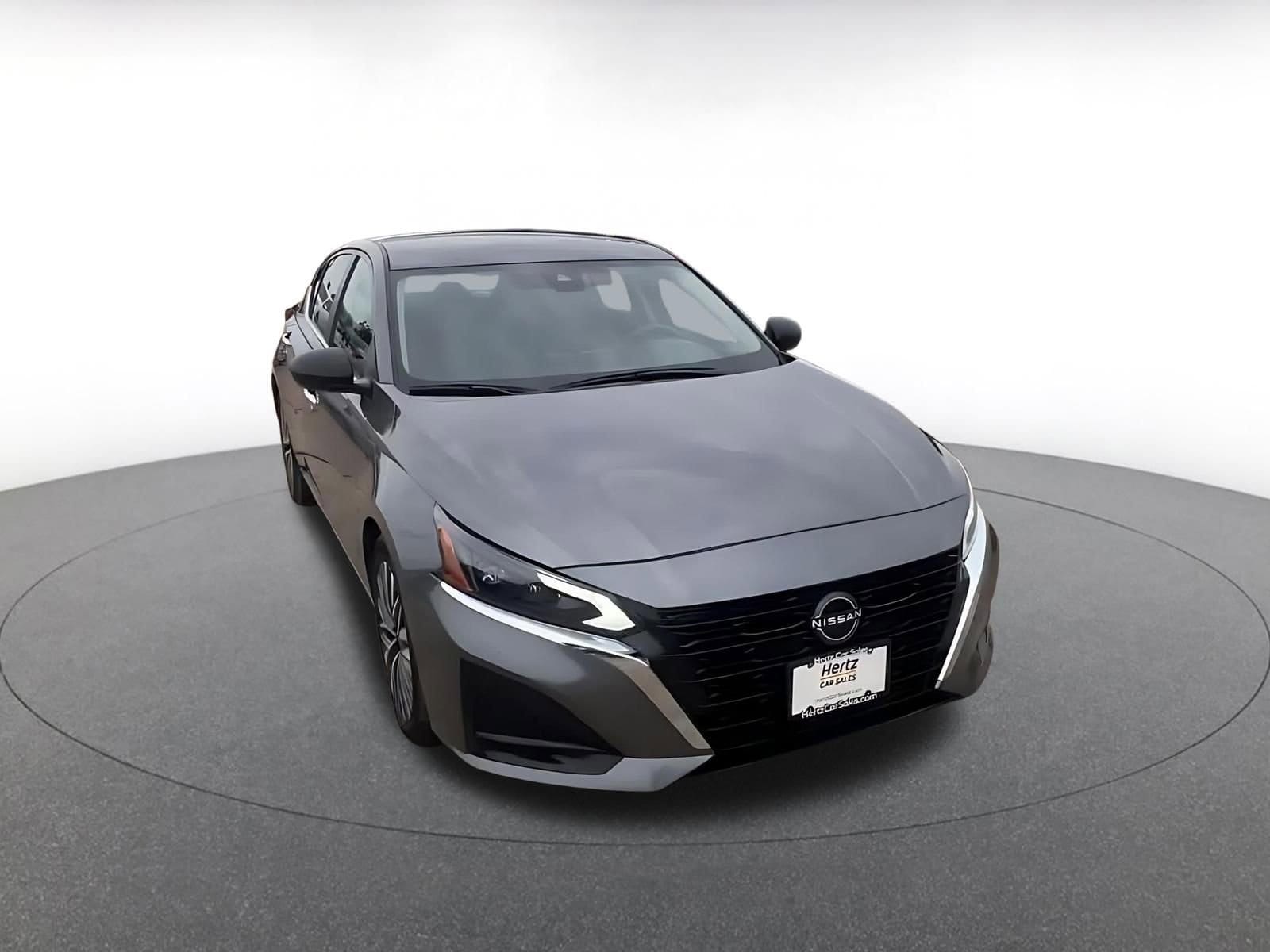 Thumbnail: 2025 Nissan Altima - 3