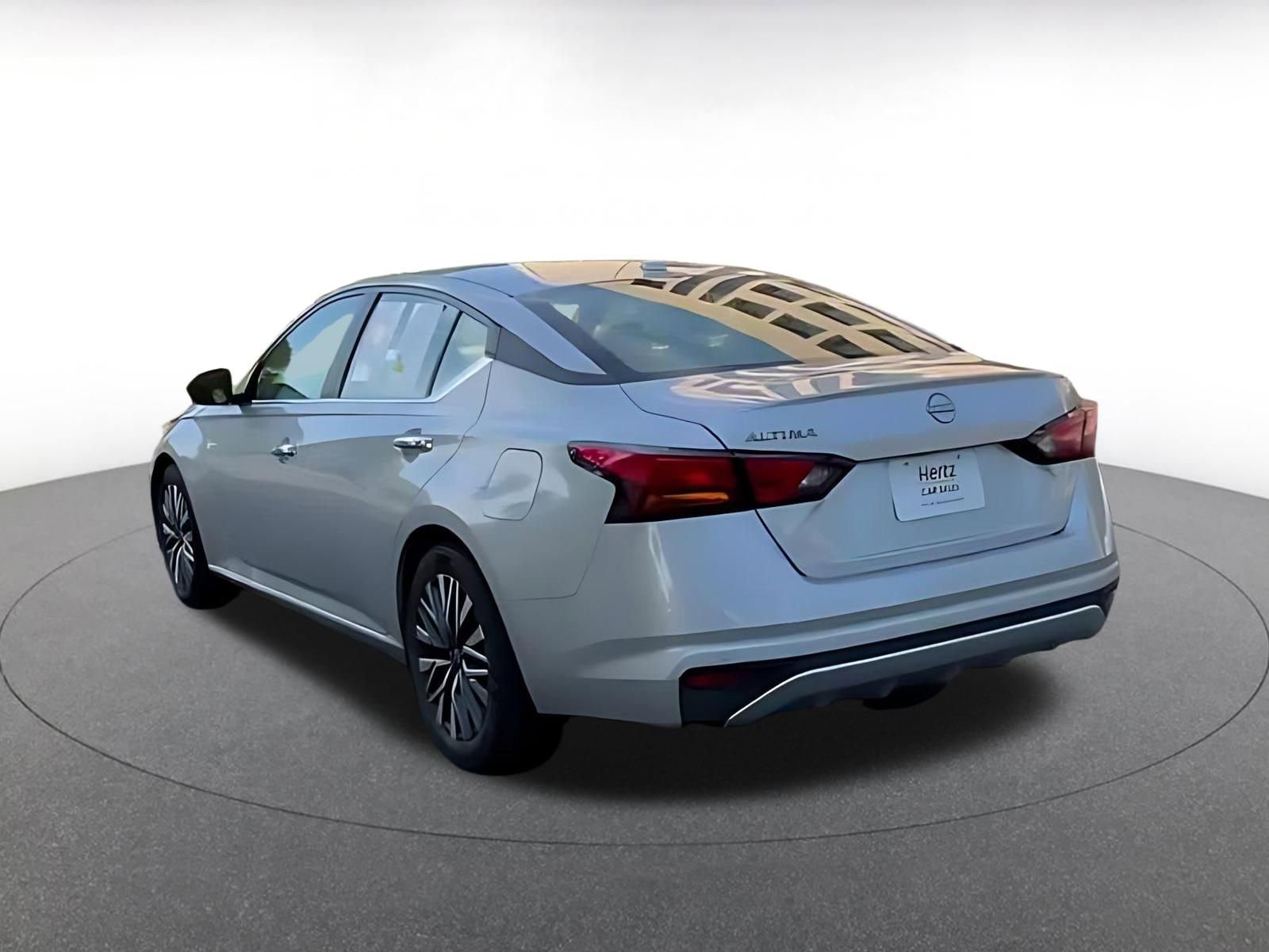 Thumbnail: 2025 Nissan Altima - 11