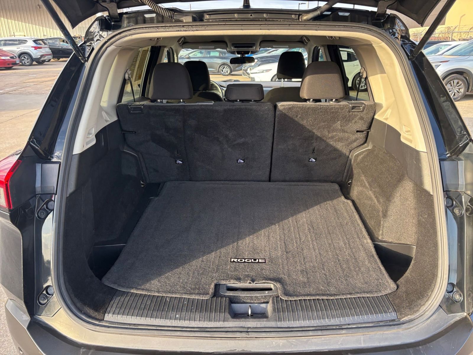 Thumbnail: 2023 Nissan Rogue - 29