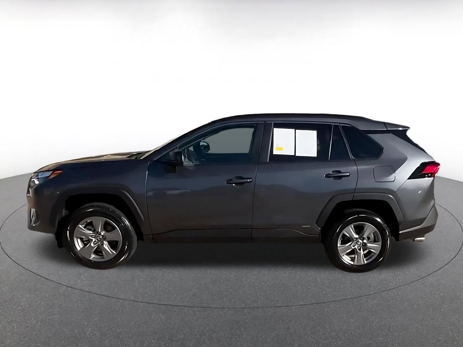 Thumbnail: 2025 Toyota RAV4 - 9