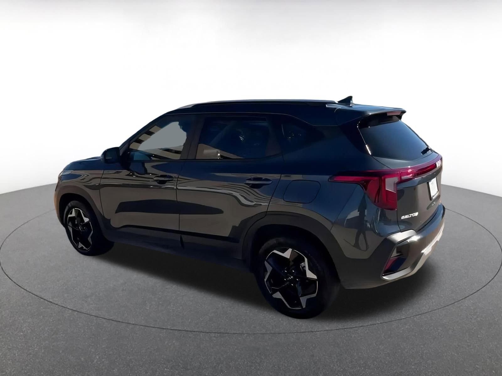 Thumbnail: 2025 Kia Seltos - 15