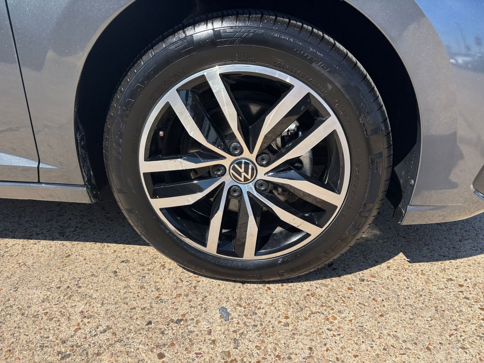 Thumbnail: 2025 Volkswagen Jetta - 29