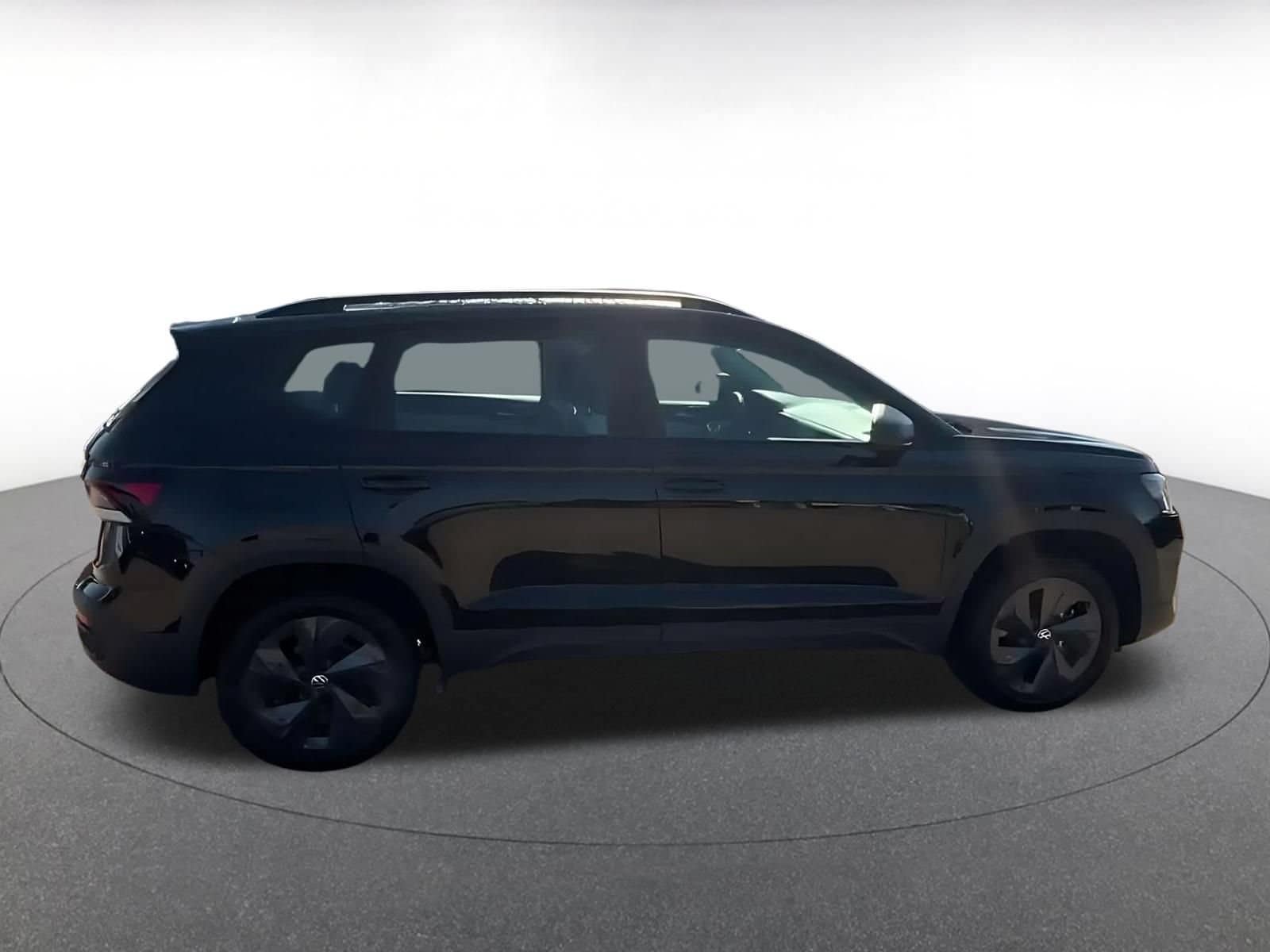Thumbnail: 2026 Volkswagen Taos - 15