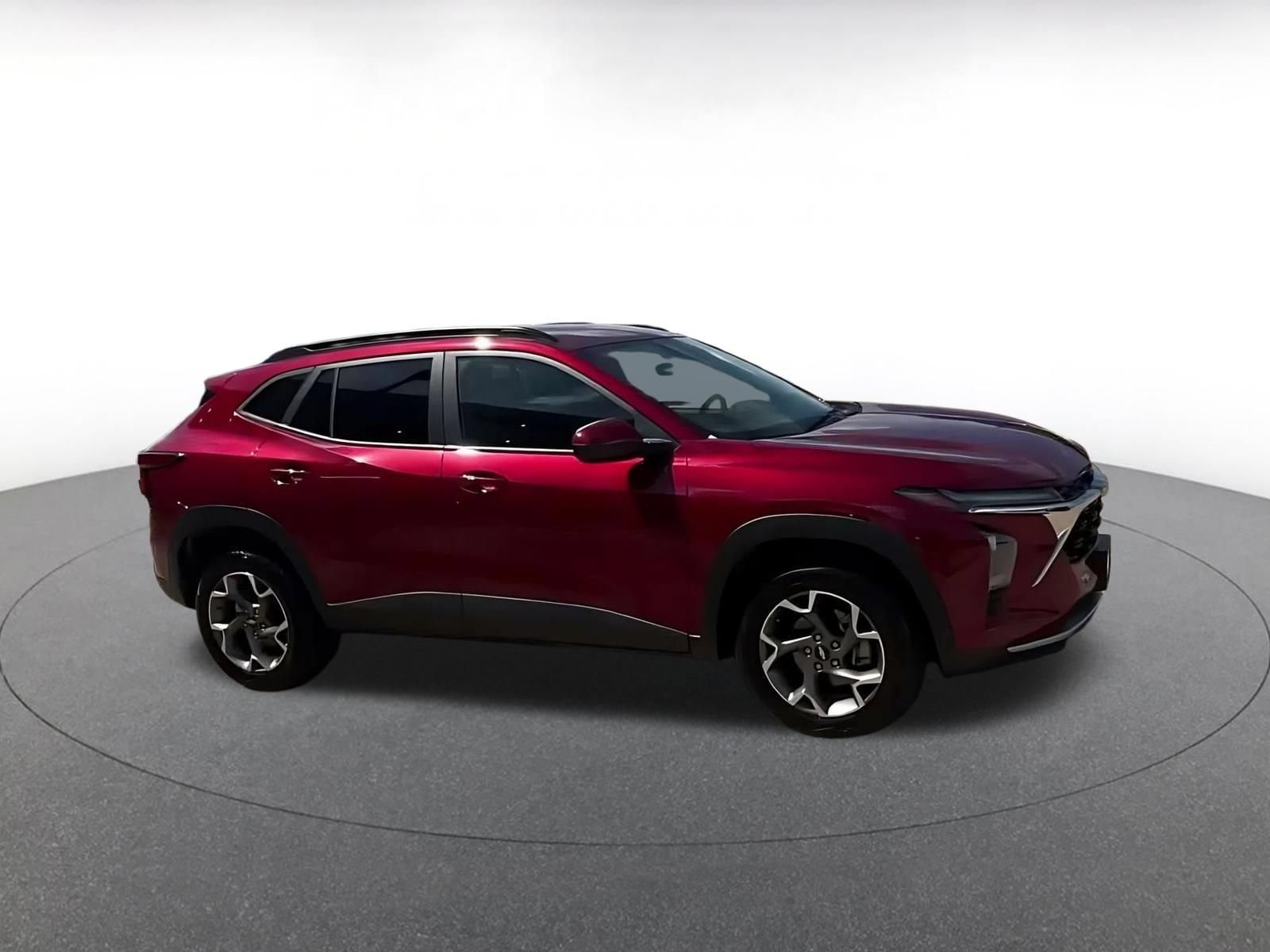 Thumbnail: 2025 Chevrolet Trax - 2