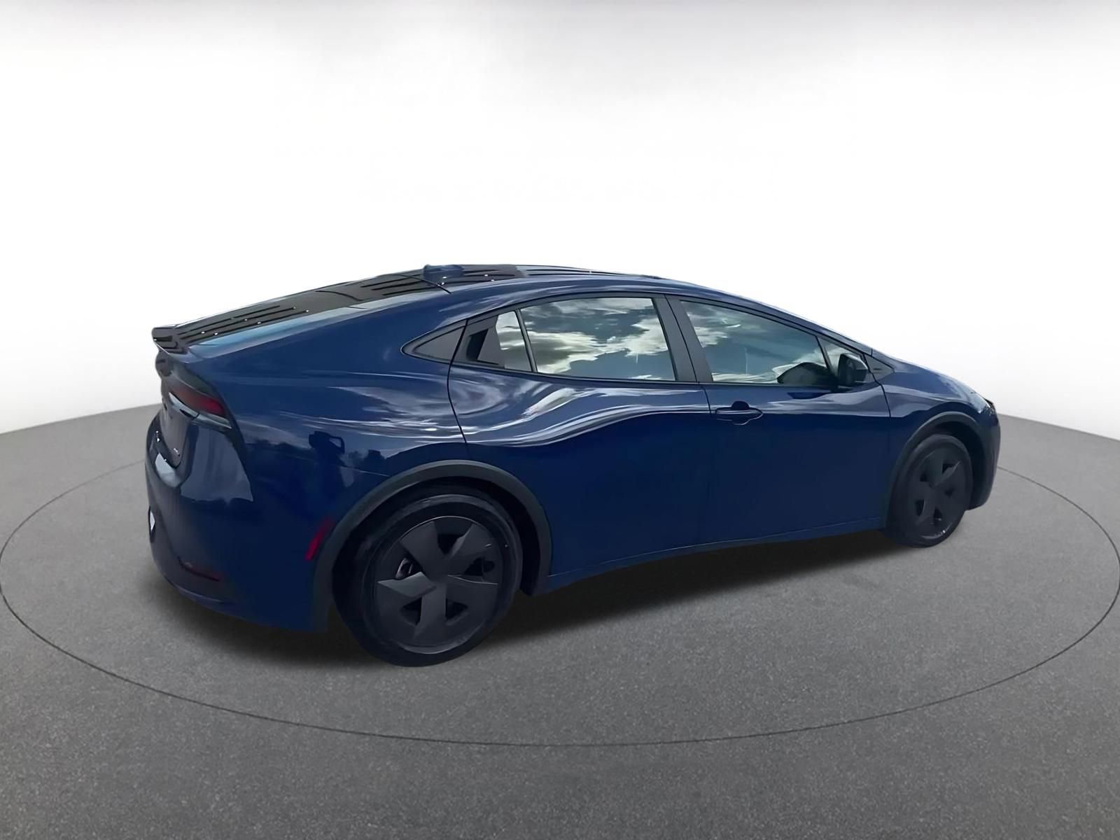 Thumbnail: 2025 Toyota Prius - 14