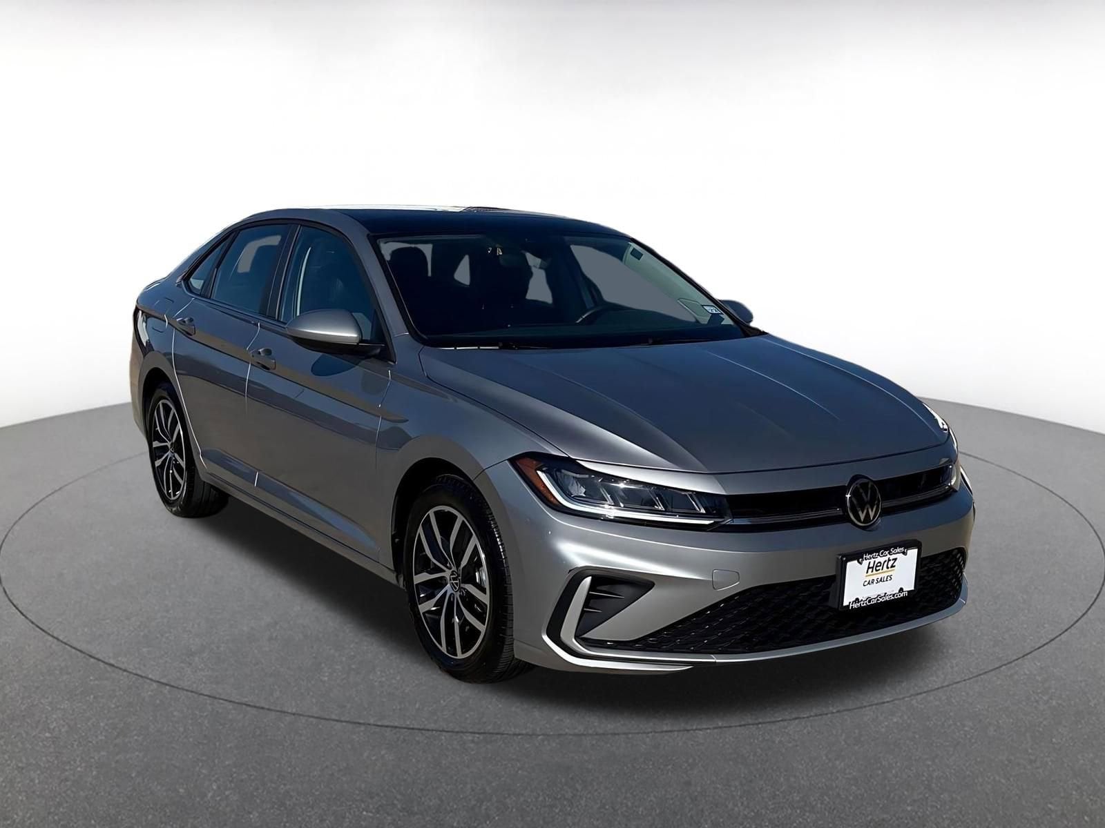 Thumbnail: 2025 Volkswagen Jetta - 1