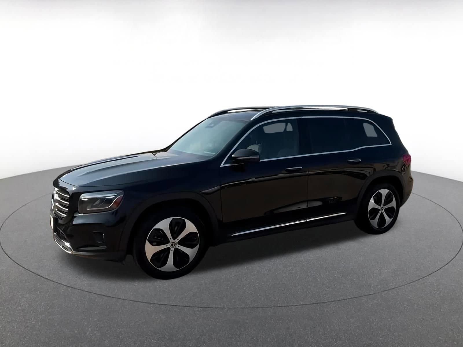 Thumbnail: 2024 Mercedes-Benz GLB - 8