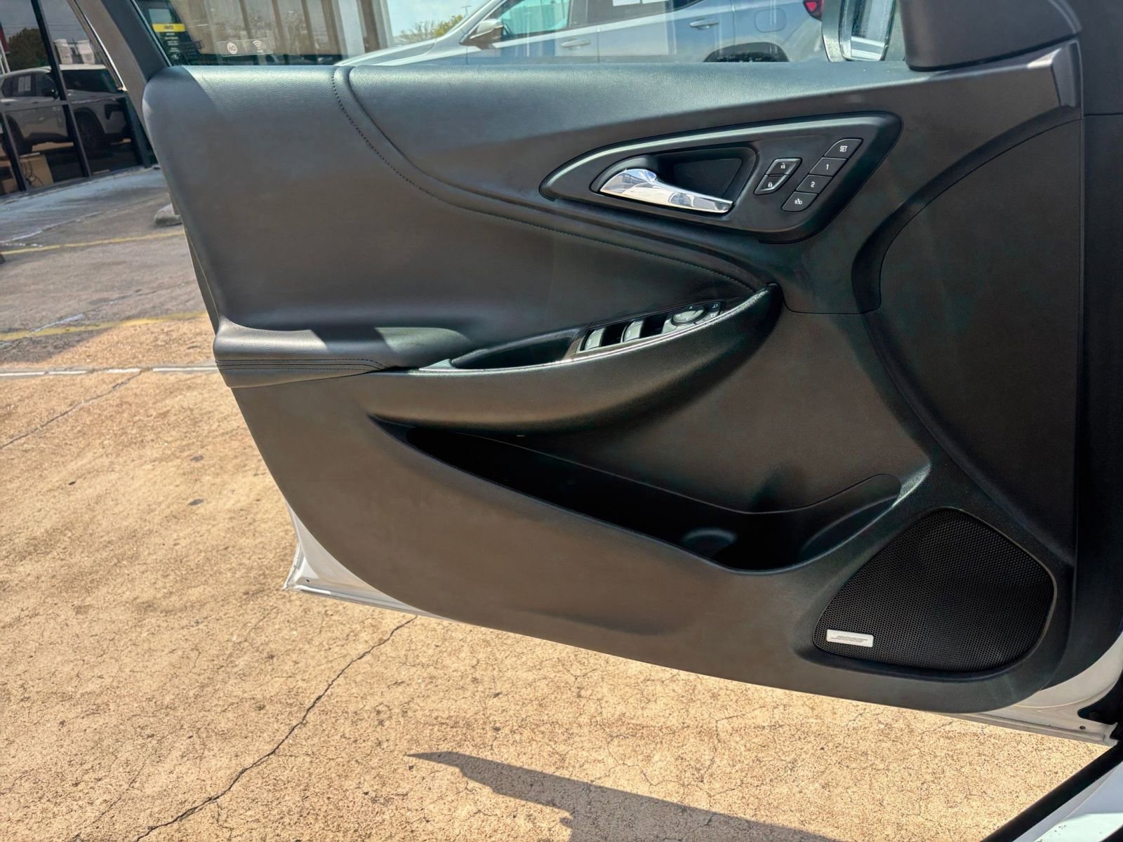 Thumbnail: 2024 Chevrolet Malibu - 20