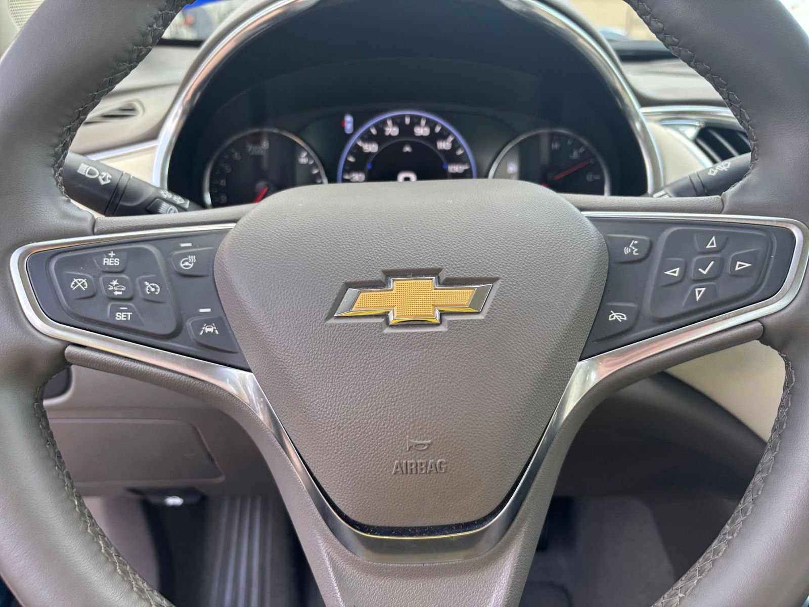 Thumbnail: 2024 Chevrolet Malibu - 28
