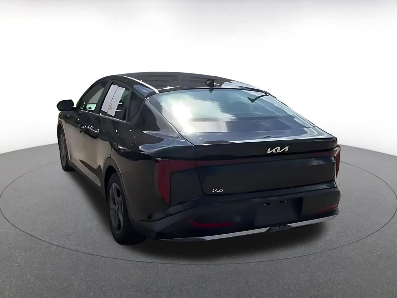 Thumbnail: 2025 Kia K4 - 12