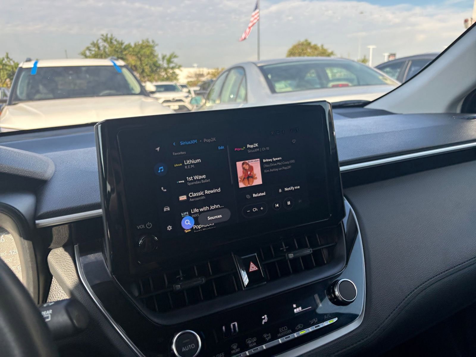 Thumbnail: 2025 Toyota Corolla Cross - 21