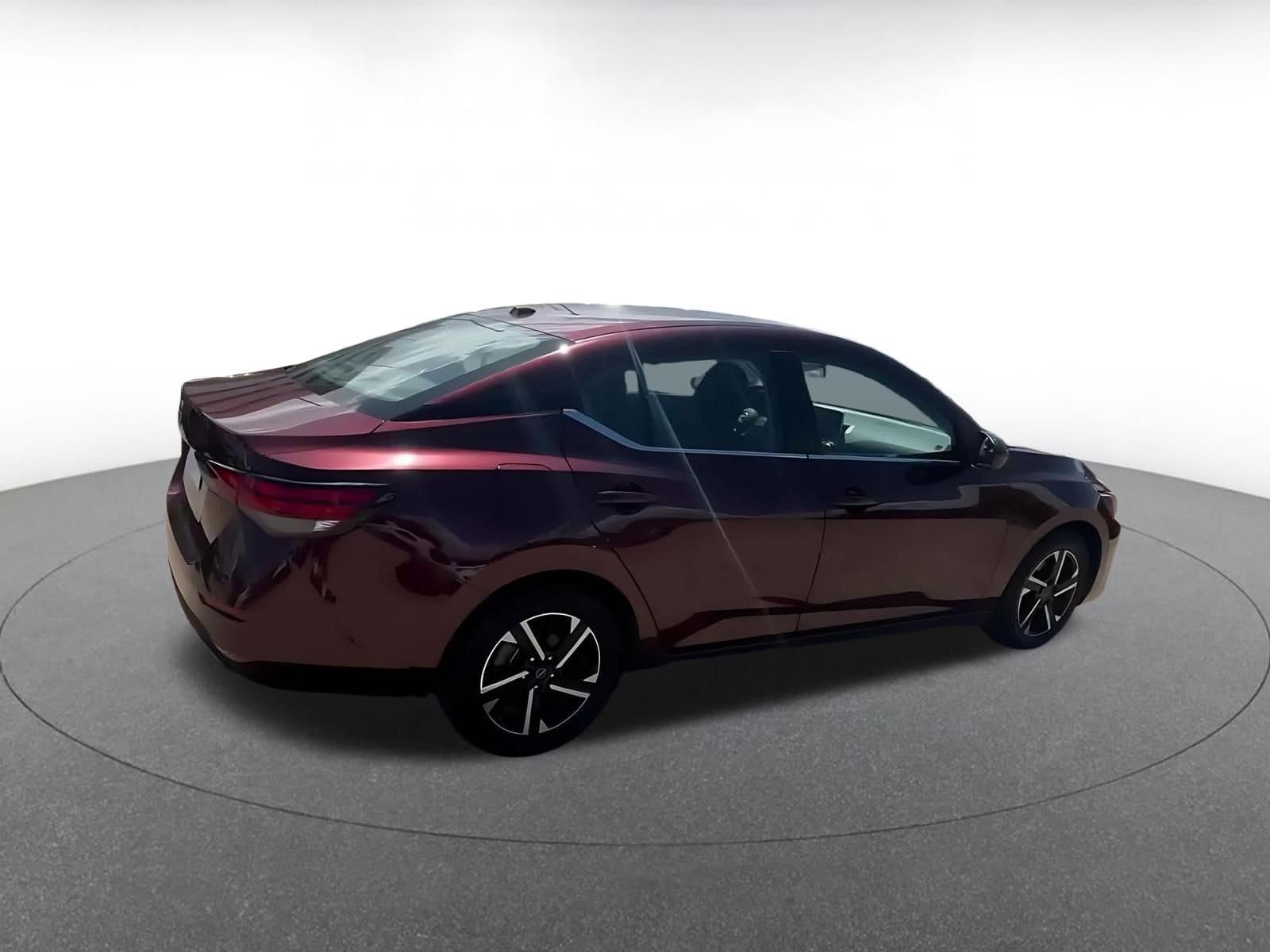 Thumbnail: 2025 Nissan Sentra - 11