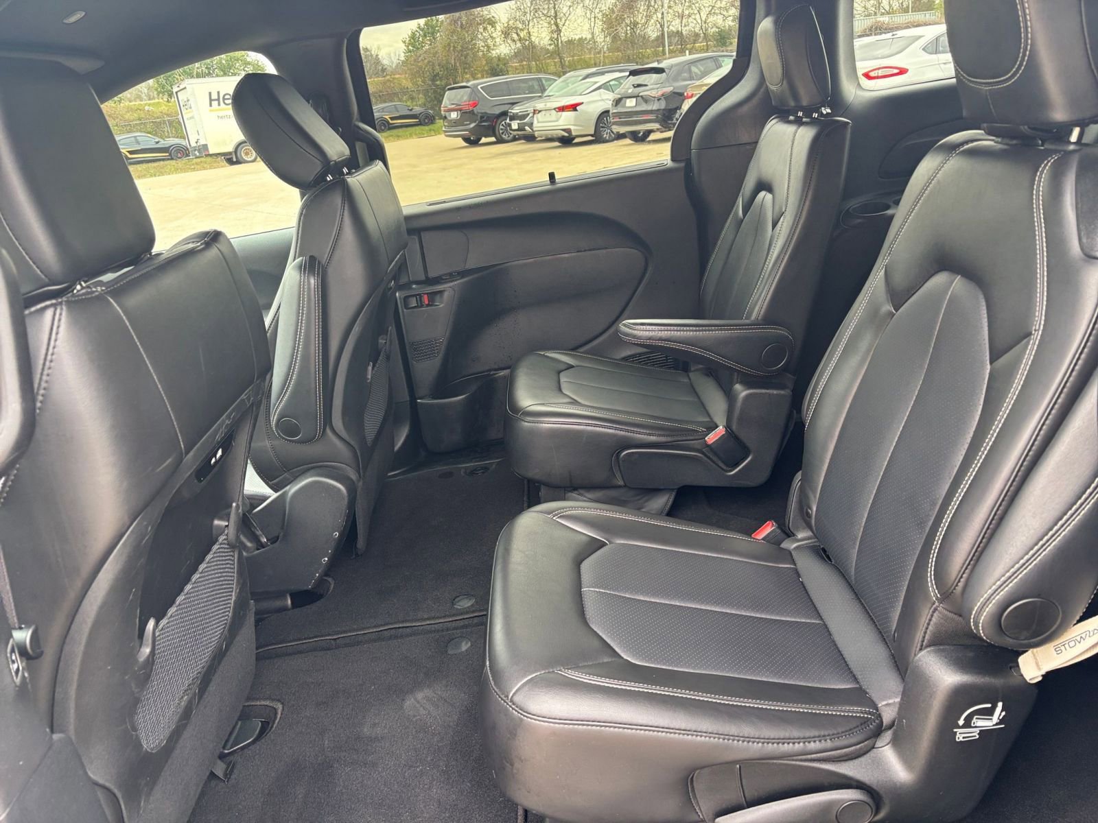 Thumbnail: 2025 Chrysler Pacifica - 23