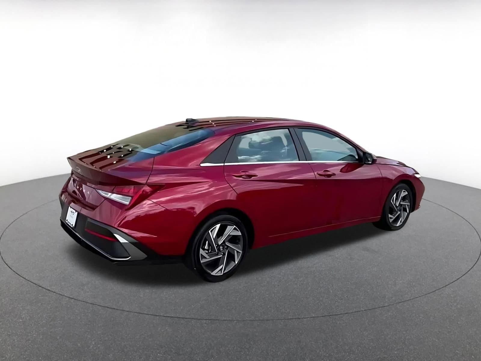 Thumbnail: 2025 Hyundai Elantra - 15