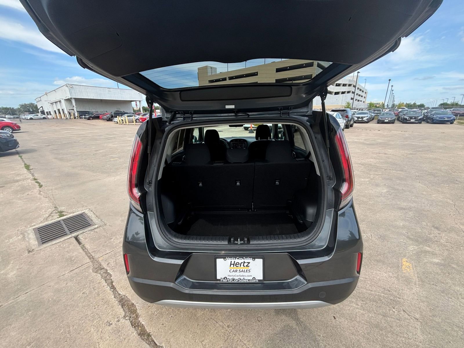 2023 Kia Soul LX 23