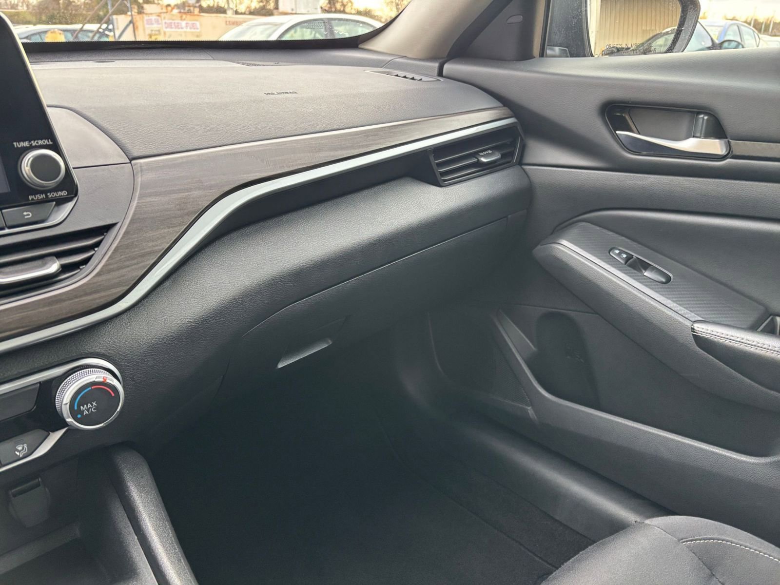 Thumbnail: 2025 Nissan Altima - 34