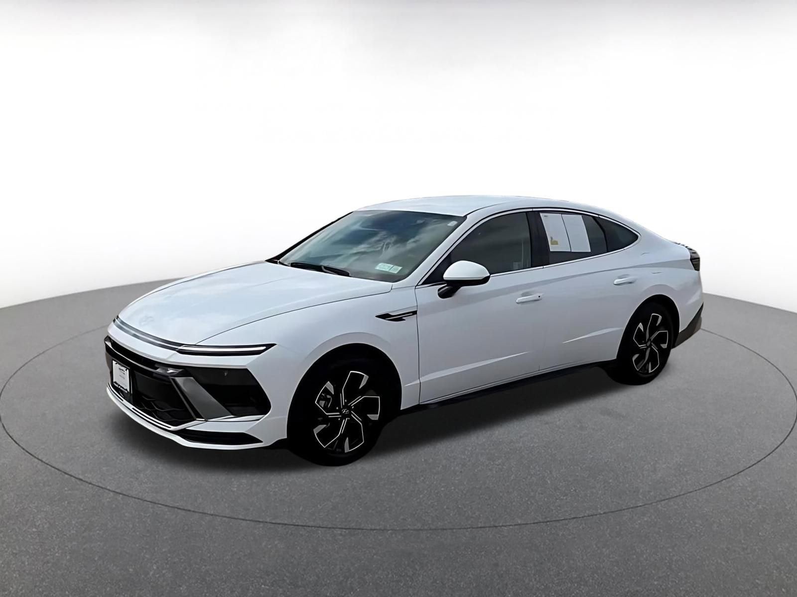 Thumbnail: 2025 Hyundai Sonata - 10