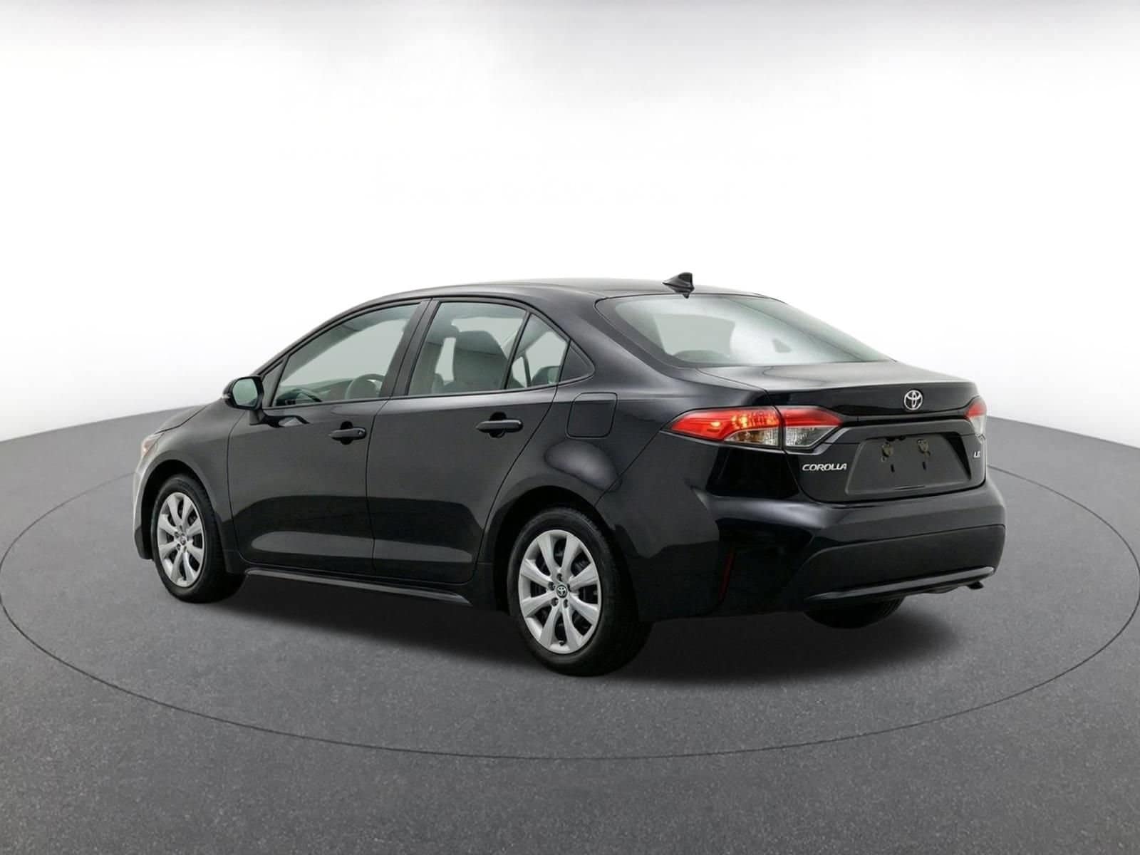 Thumbnail: 2025 Toyota Corolla - 7
