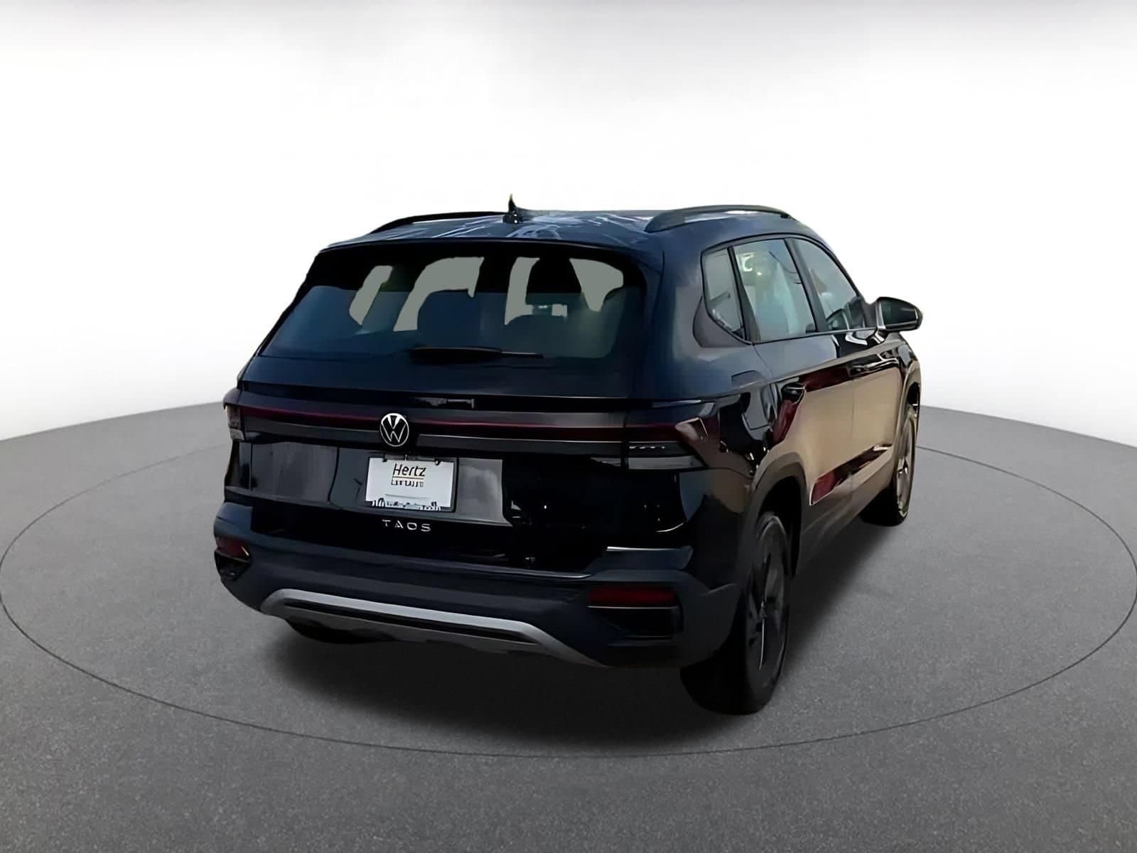 Thumbnail: 2026 Volkswagen Taos - 12