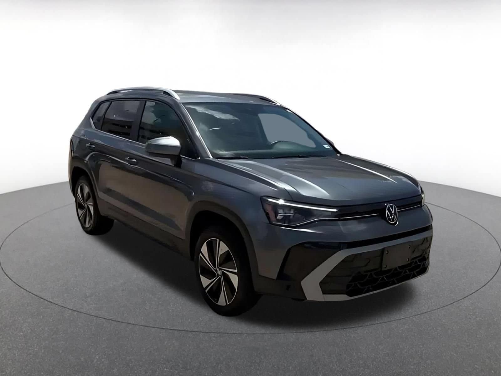 Thumbnail: 2026 Volkswagen Taos - 3