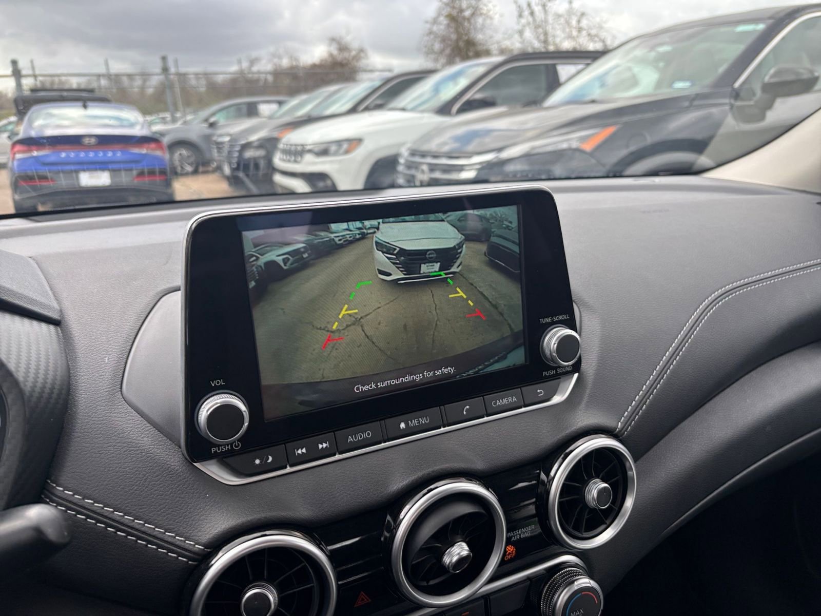 Thumbnail: 2025 Nissan Sentra - 22