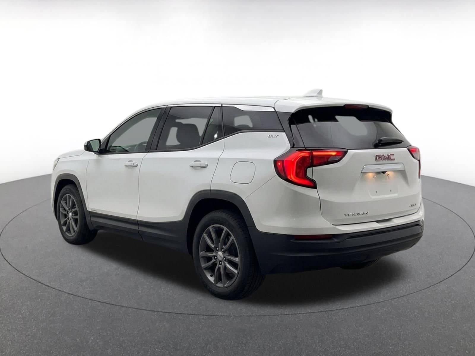 Thumbnail: 2024 GMC Terrain - 6