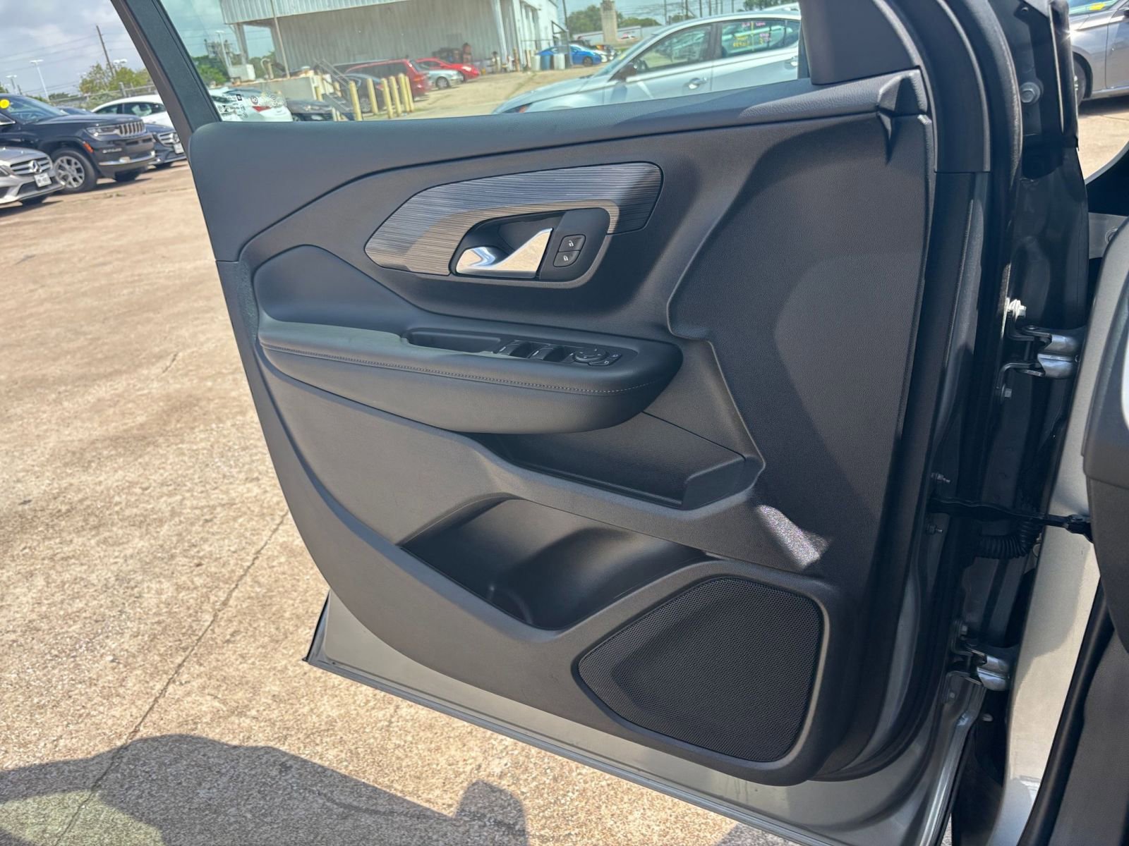 2024 GMC Terrain SLE 16