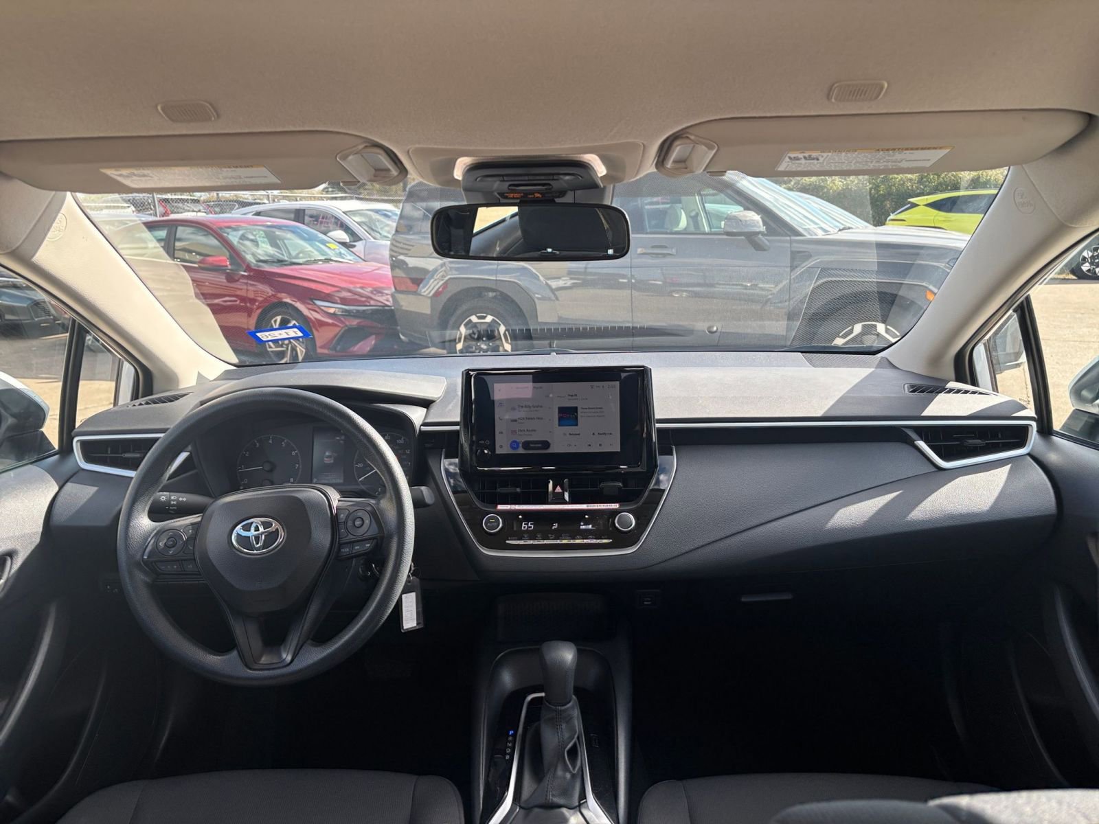 Thumbnail: 2025 Toyota Corolla - 31