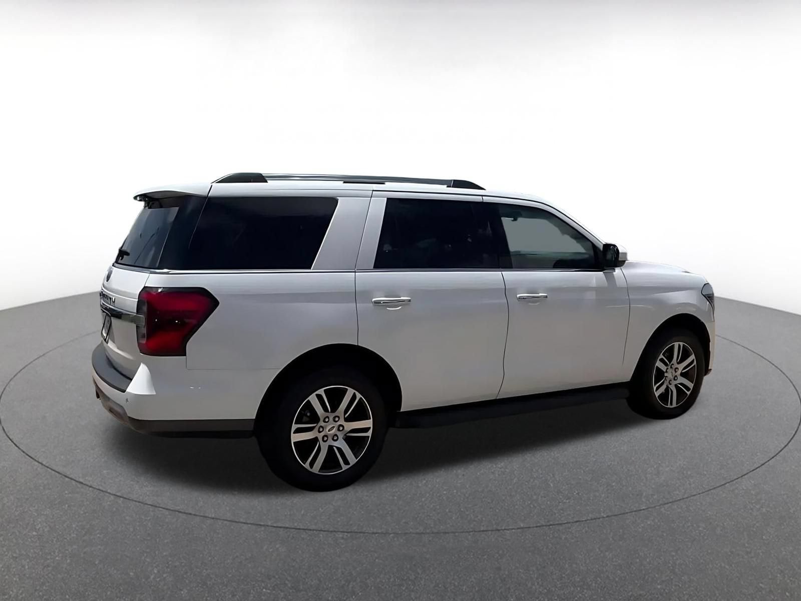 Thumbnail: 2024 Ford Expedition - 12