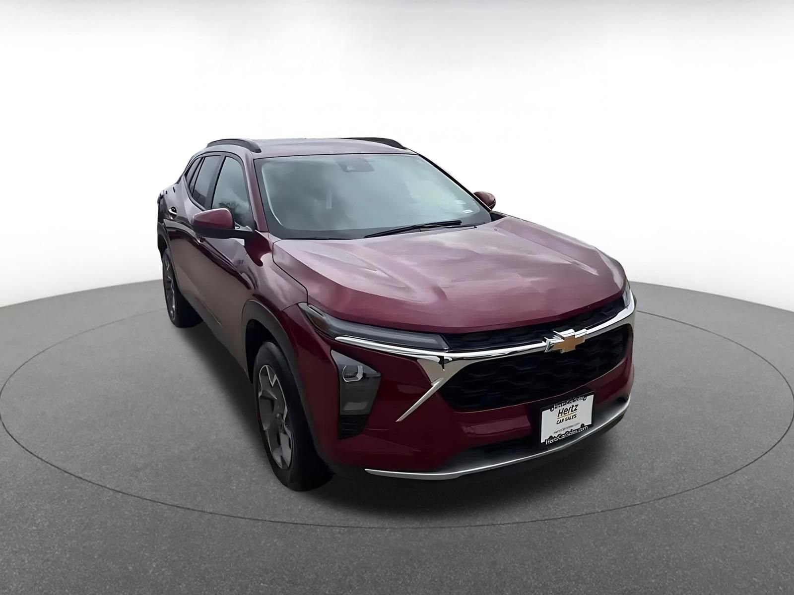 Thumbnail: 2025 Chevrolet Trax - 3