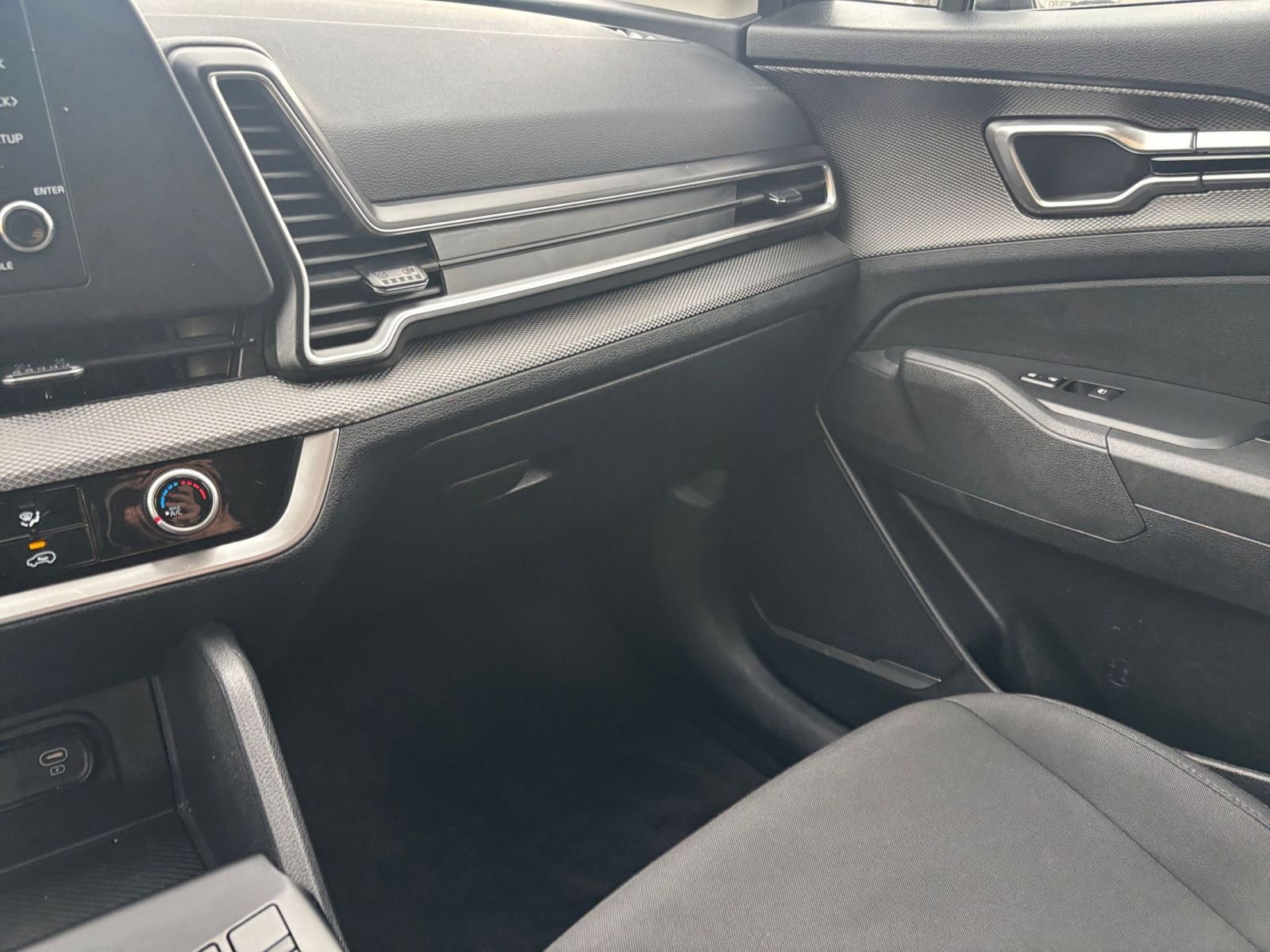 Thumbnail: 2025 Kia Sportage - 34