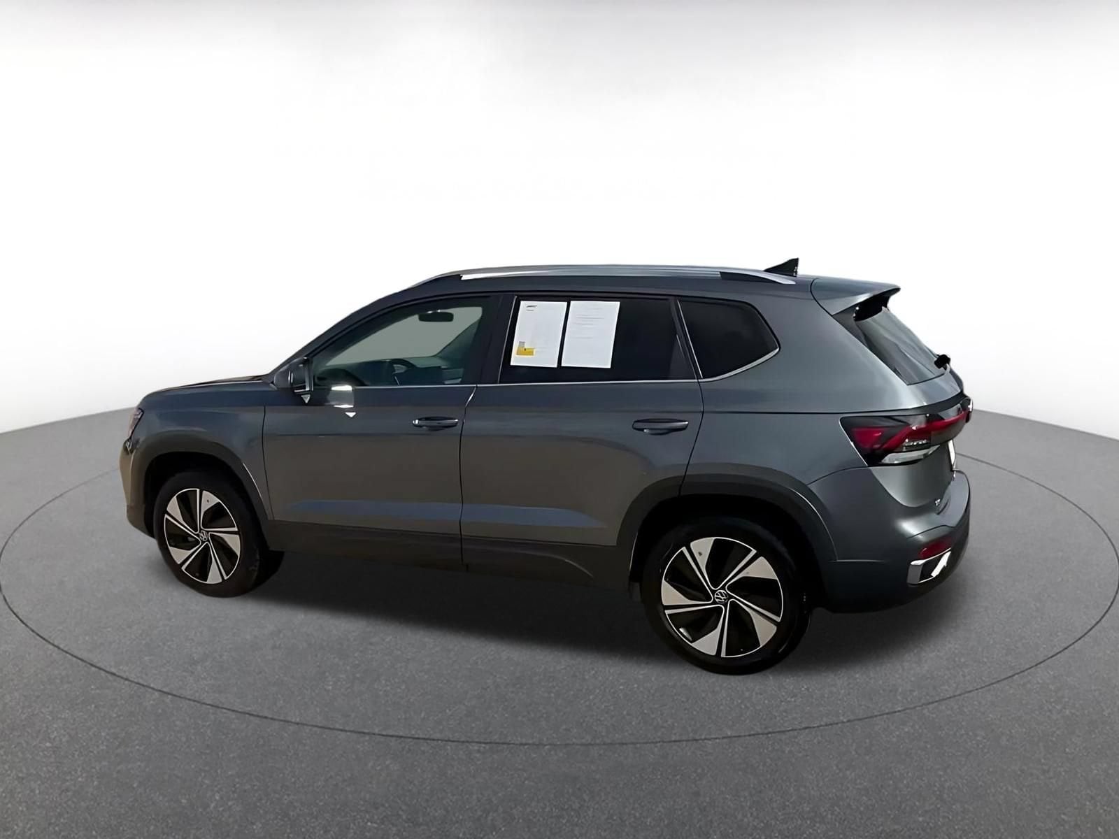 Thumbnail: 2026 Volkswagen Taos - 10