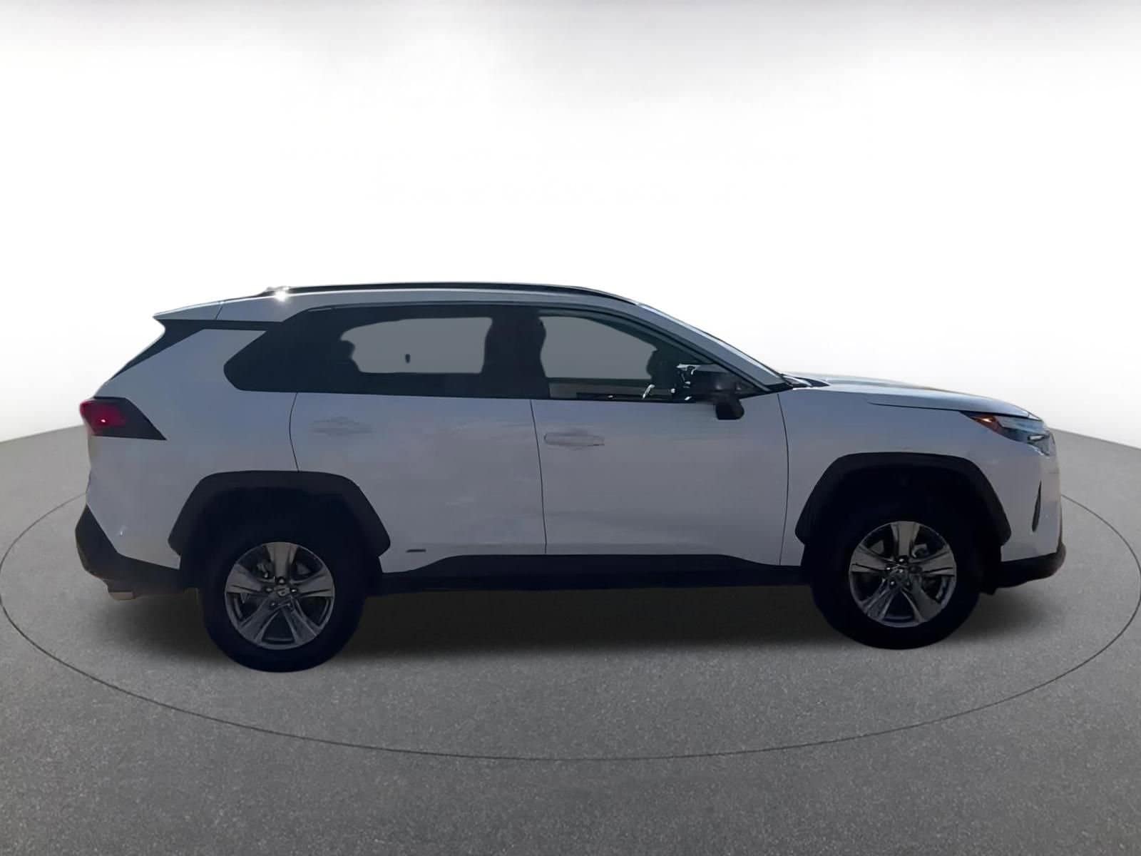 Thumbnail: 2025 Toyota RAV4 - 15