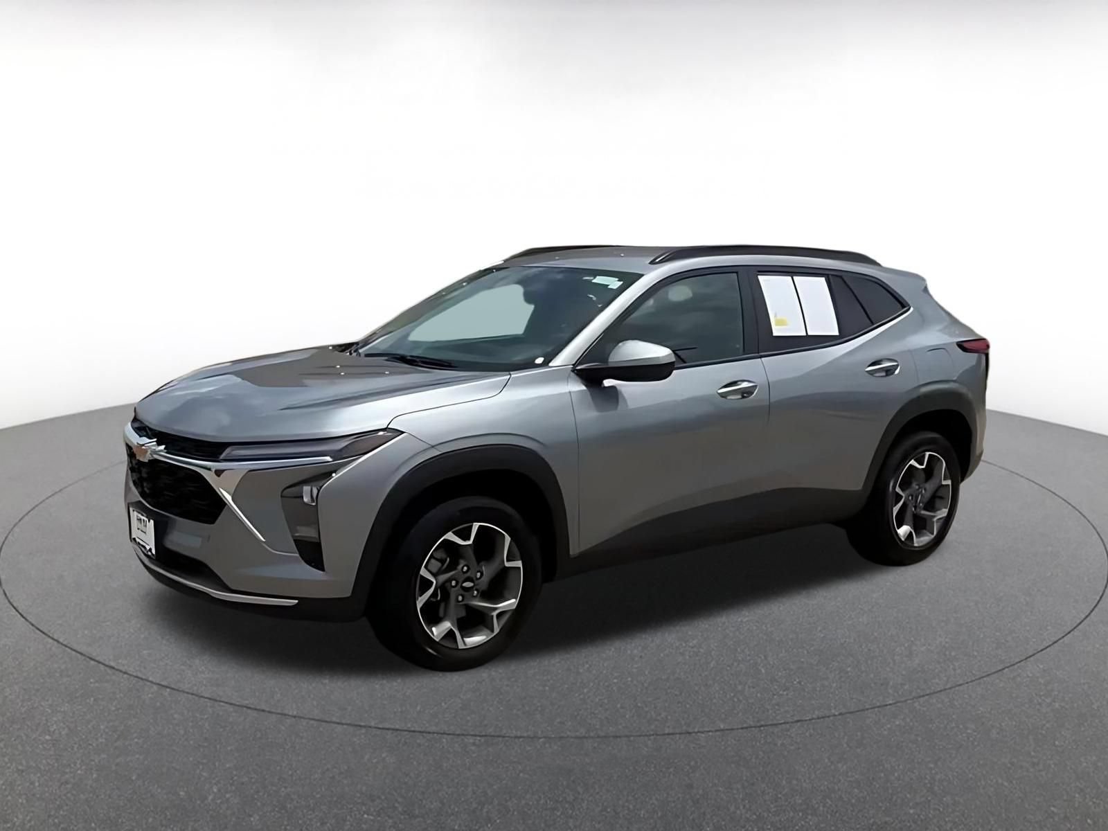 Thumbnail: 2025 Chevrolet Trax - 6