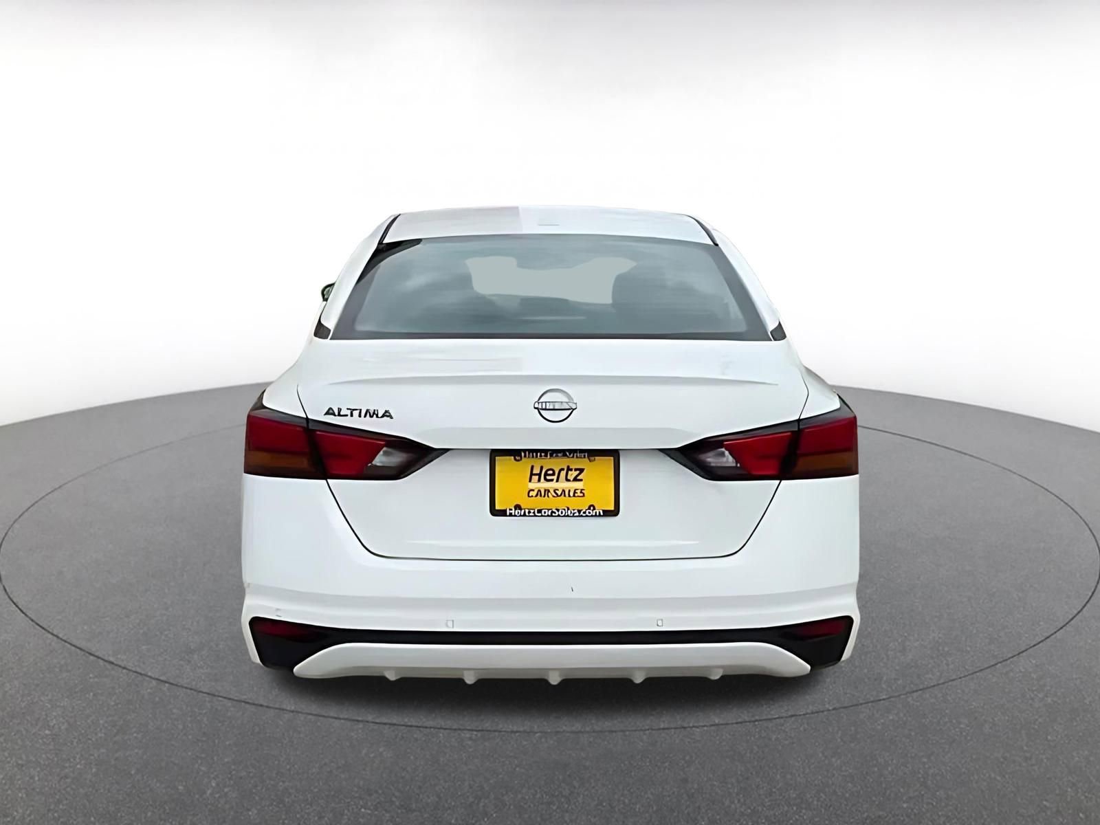 Thumbnail: 2025 Nissan Altima - 12