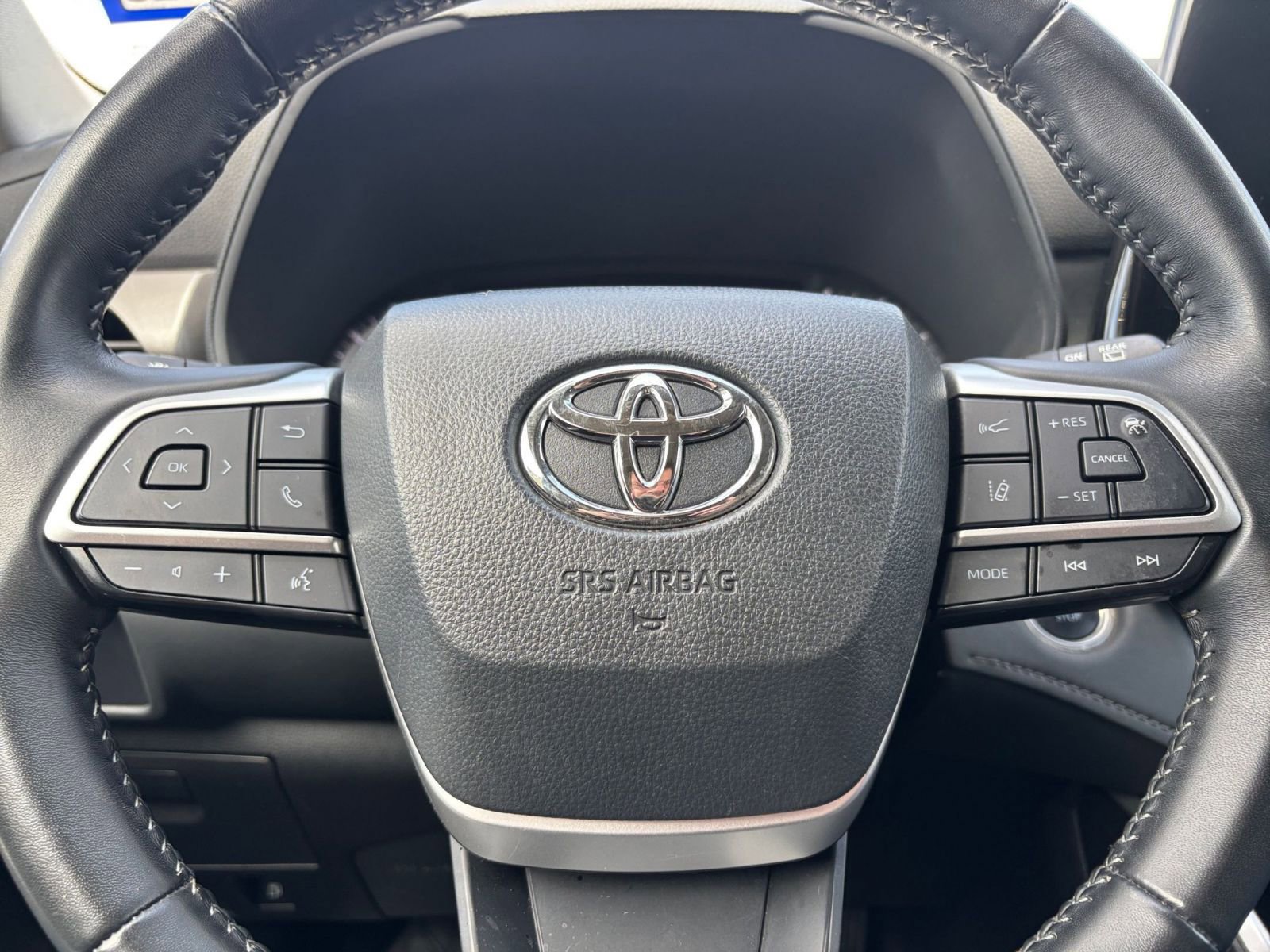 Thumbnail: 2025 Toyota Highlander - 29